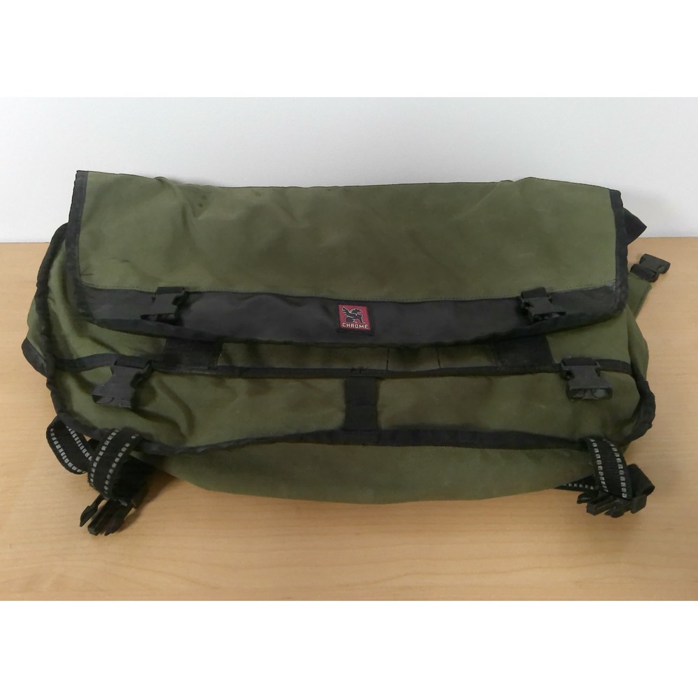 Chrome Industries Metropolis Large 26L Bike Messenger Bag Green Crossbody Tech